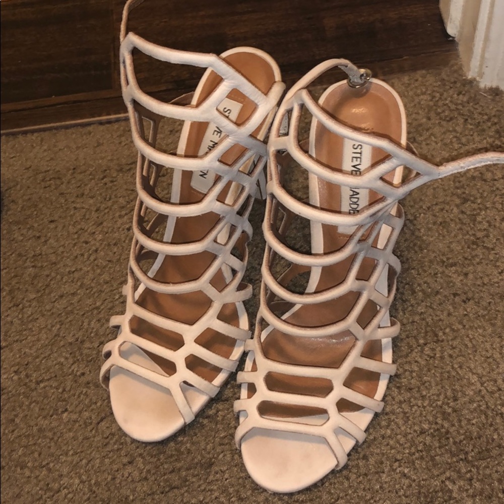 Steve Madden Slithur Nude heels